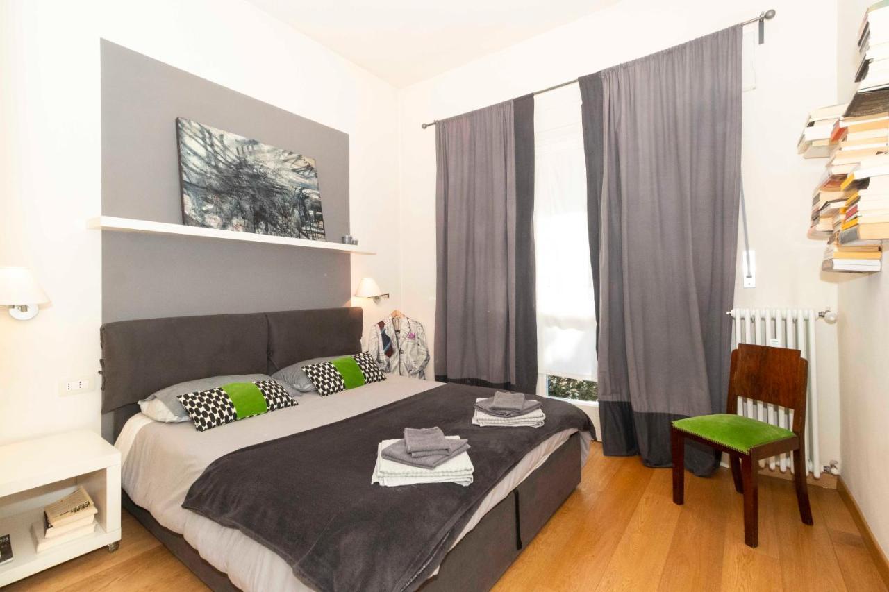 Charming Apartment With Parking! Турин Екстер'єр фото
