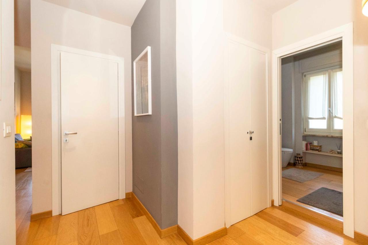 Charming Apartment With Parking! Турин Екстер'єр фото